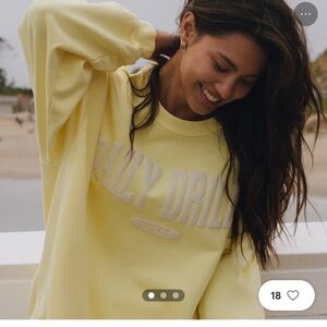 DAILY DRILLS LEMONADE CREW NECK NWT🍋🍋